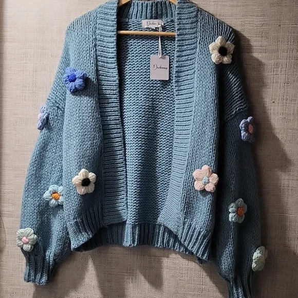 NWT, "by"Duchamp" "3'D, Daisy flower power sweater" 🦋🌼🦋 - Picture 7 of 16